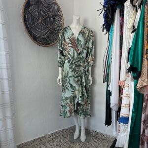 PatBO Maxi Wrap Dress 👗